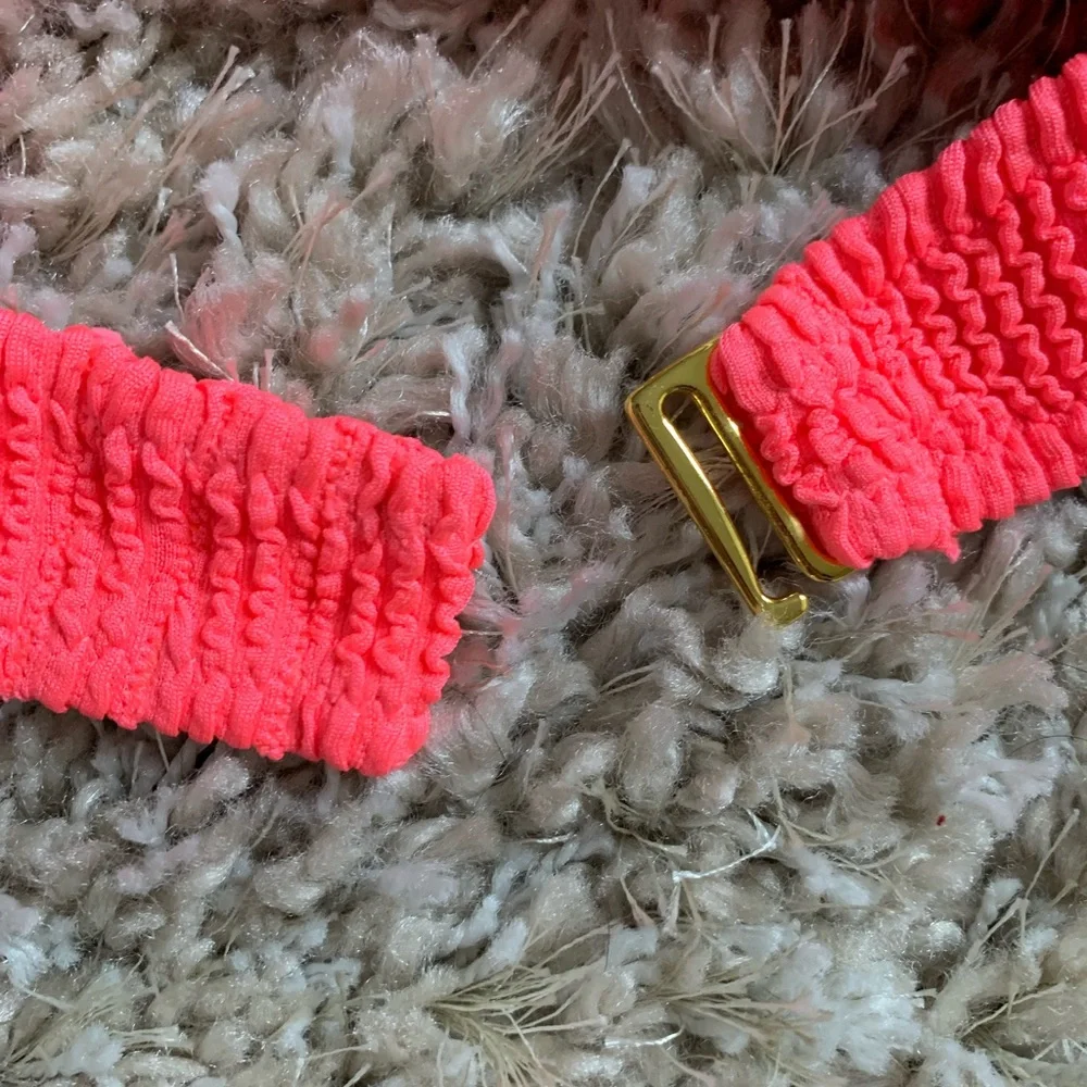 Lively Ruched Bikini Top - Picture 5 of 8